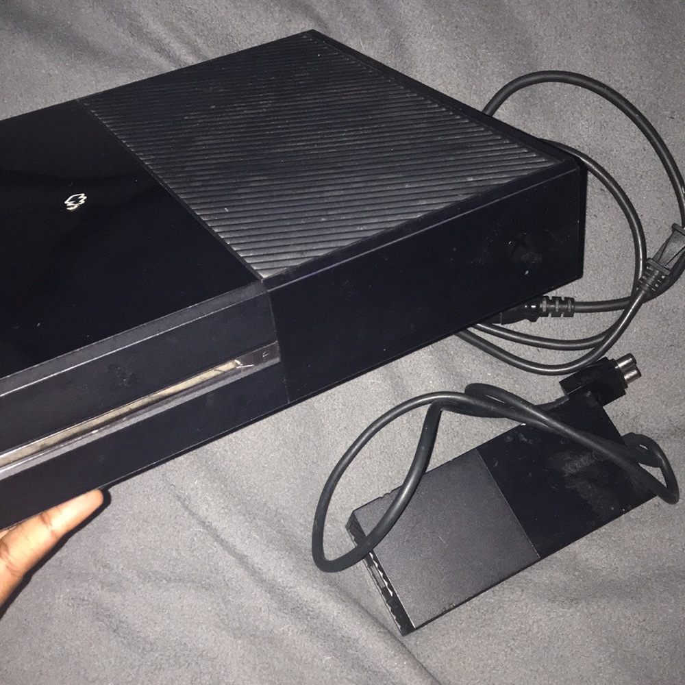 Xbox (for parts) system doesn’t turn in anymore